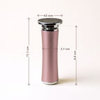 Dimensions de Velours : 11,1 cm de haut, 3,1 cm de large, poignée de 9,8 cm, disque de 43 mm